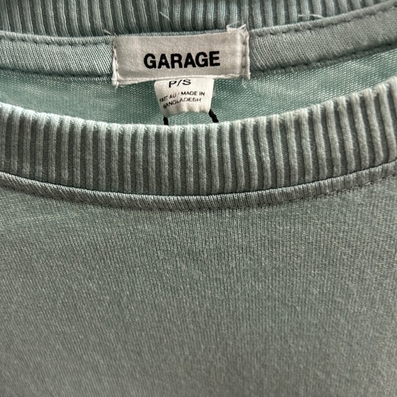 Garage light blue Brooklyn, New York - Picture 3 of 9